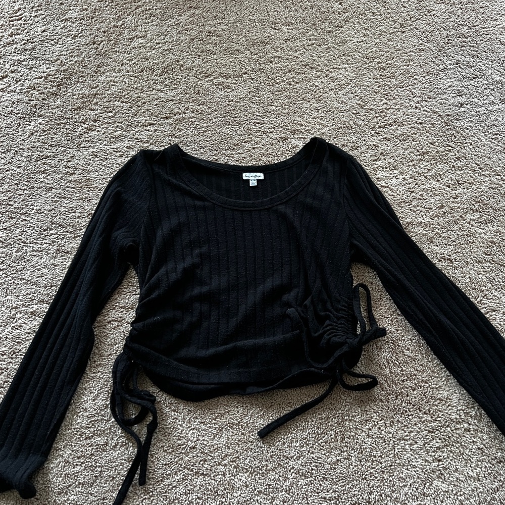 XL black side tie crop top